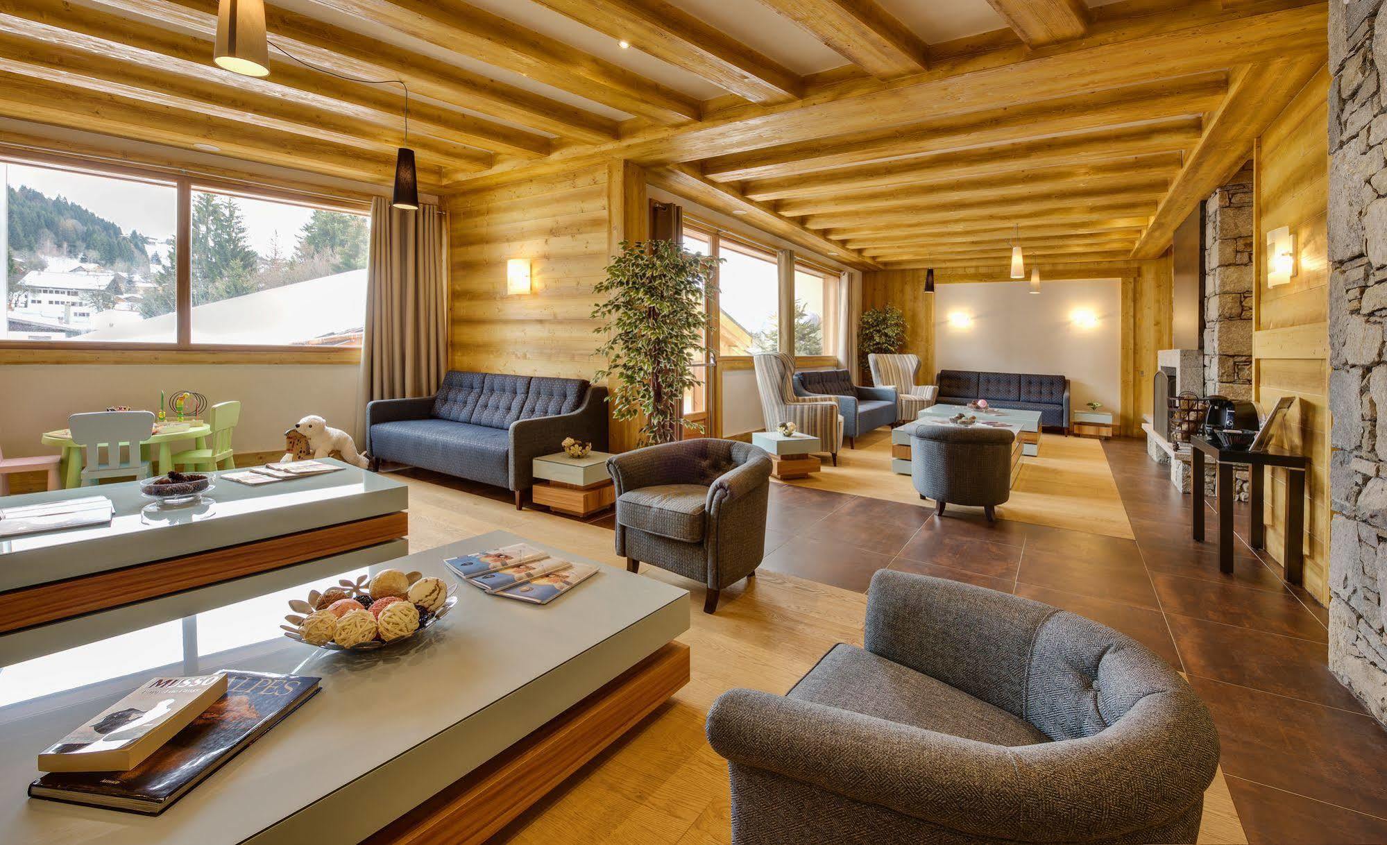 Cgh Residences And Spa Les Chalets De Leana Ле Каро д'Араш Екстериор снимка